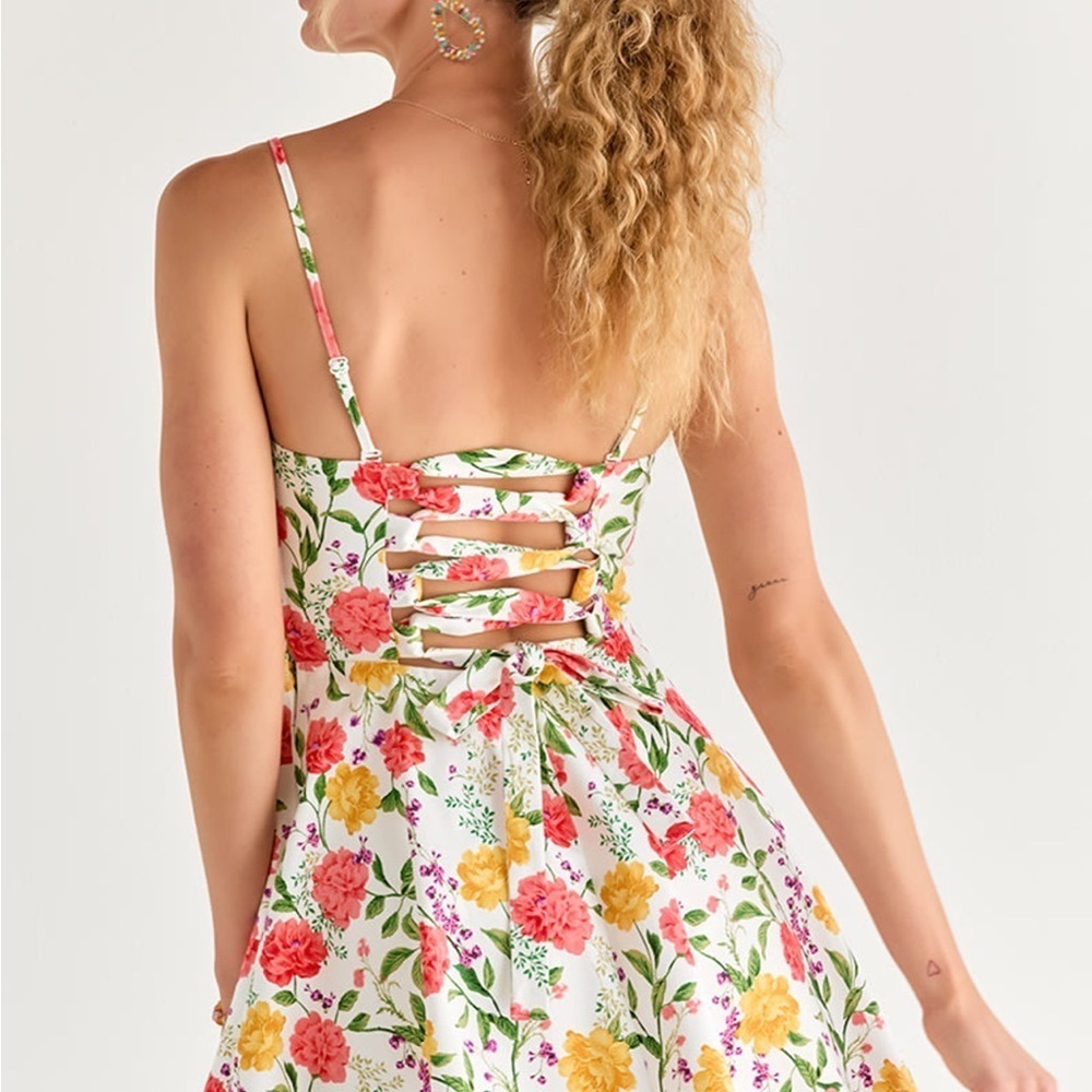 Francesca's Red and Yellow Sweetheart Sundress - Picture 2 of 7